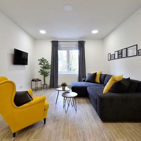 Fishnjak Apartments Zagabria Esterno foto