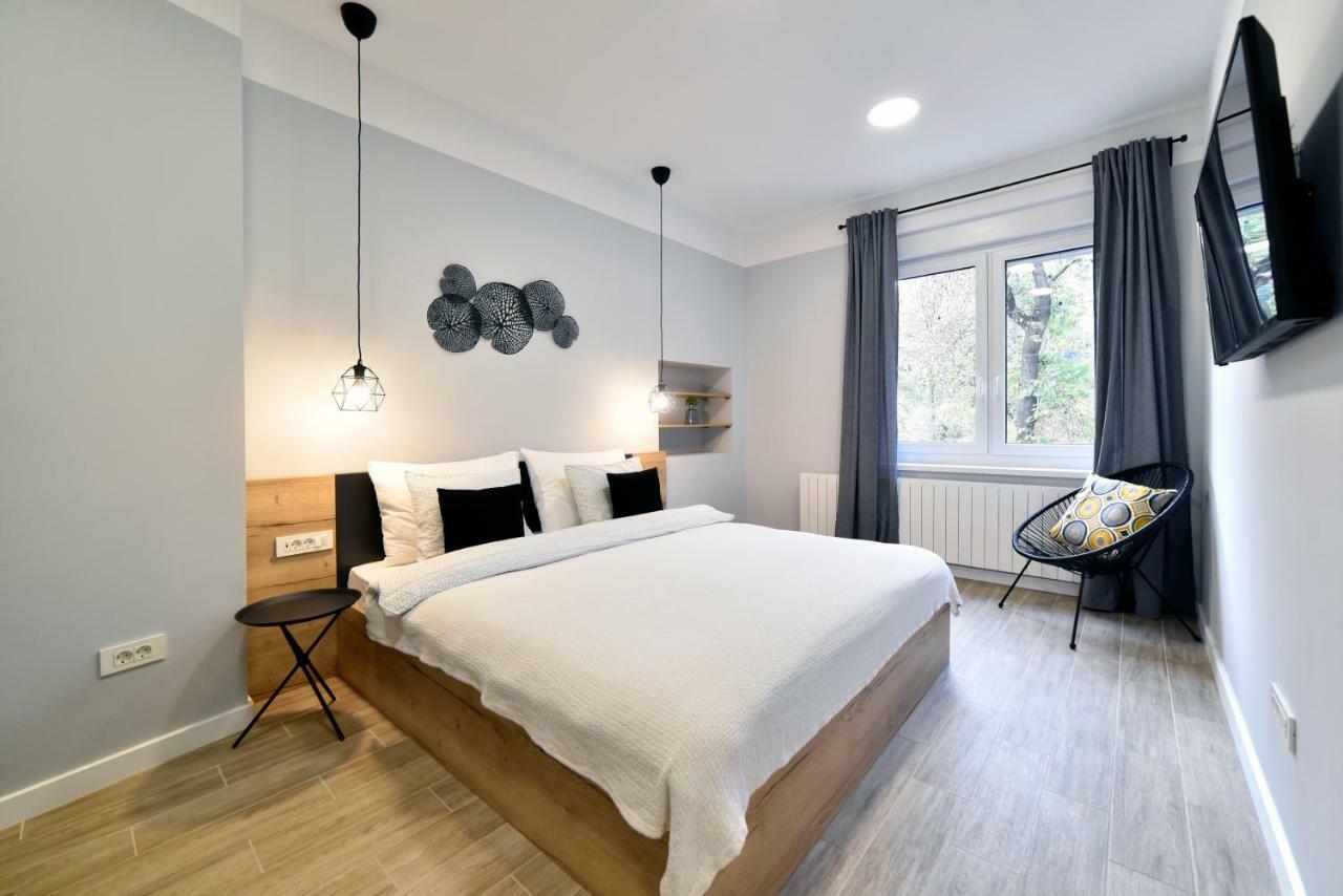Fishnjak Apartments Zagabria Esterno foto