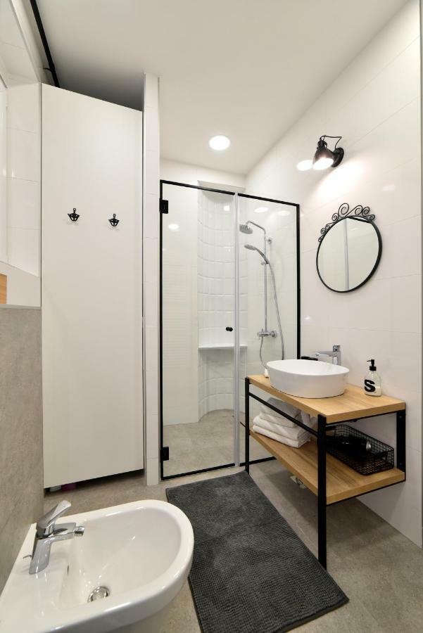 Fishnjak Apartments Zagabria Esterno foto