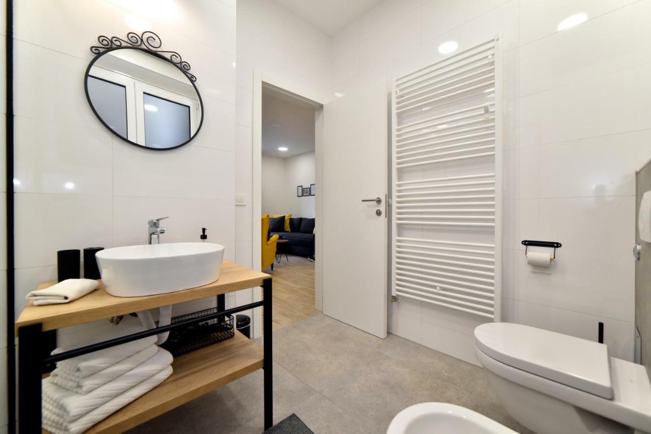 Fishnjak Apartments Zagabria Esterno foto