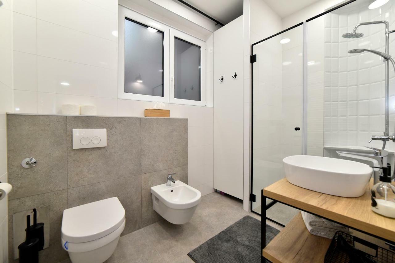 Fishnjak Apartments Zagabria Esterno foto