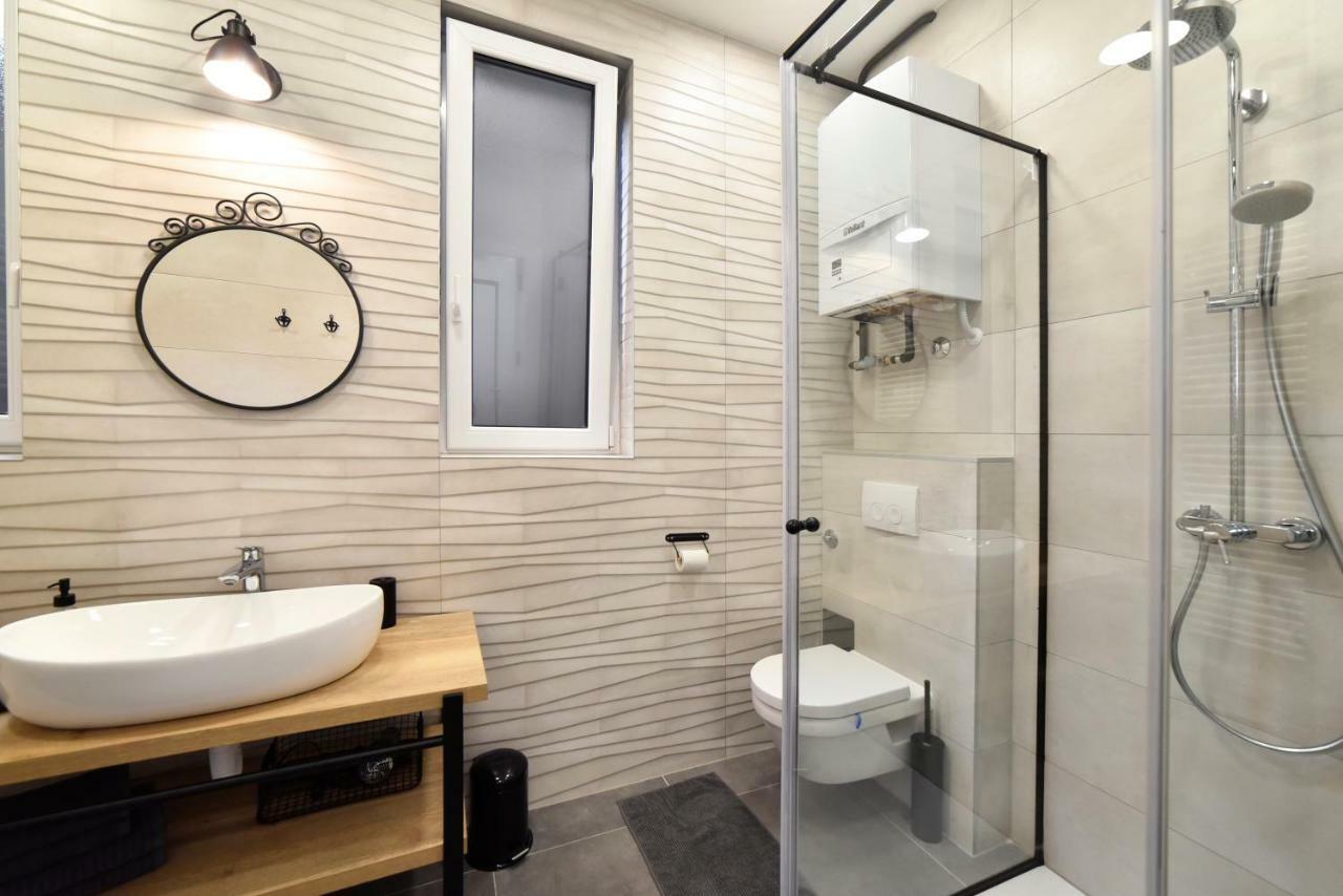Fishnjak Apartments Zagabria Esterno foto