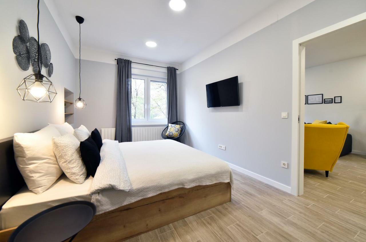 Fishnjak Apartments Zagabria Esterno foto