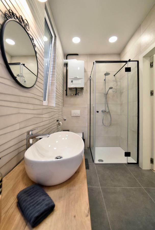 Fishnjak Apartments Zagabria Esterno foto